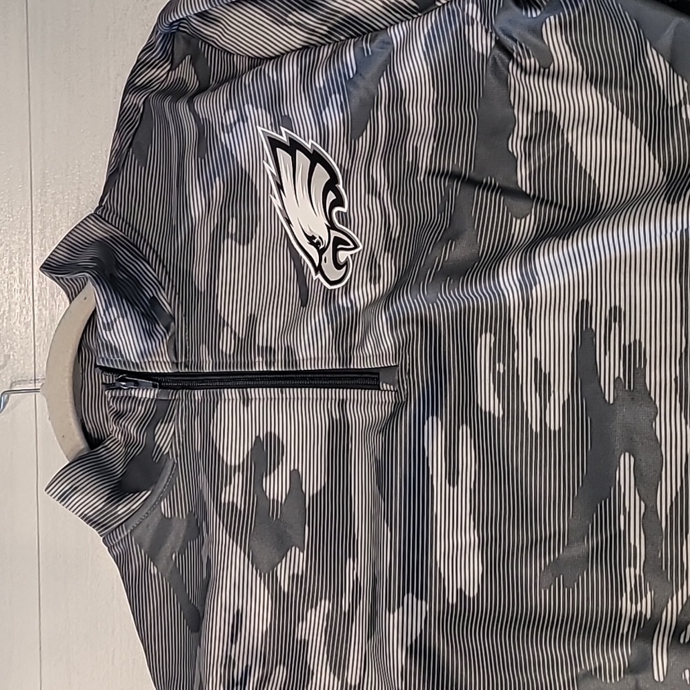 Philadelphia Eagles camo 1/4 zip top